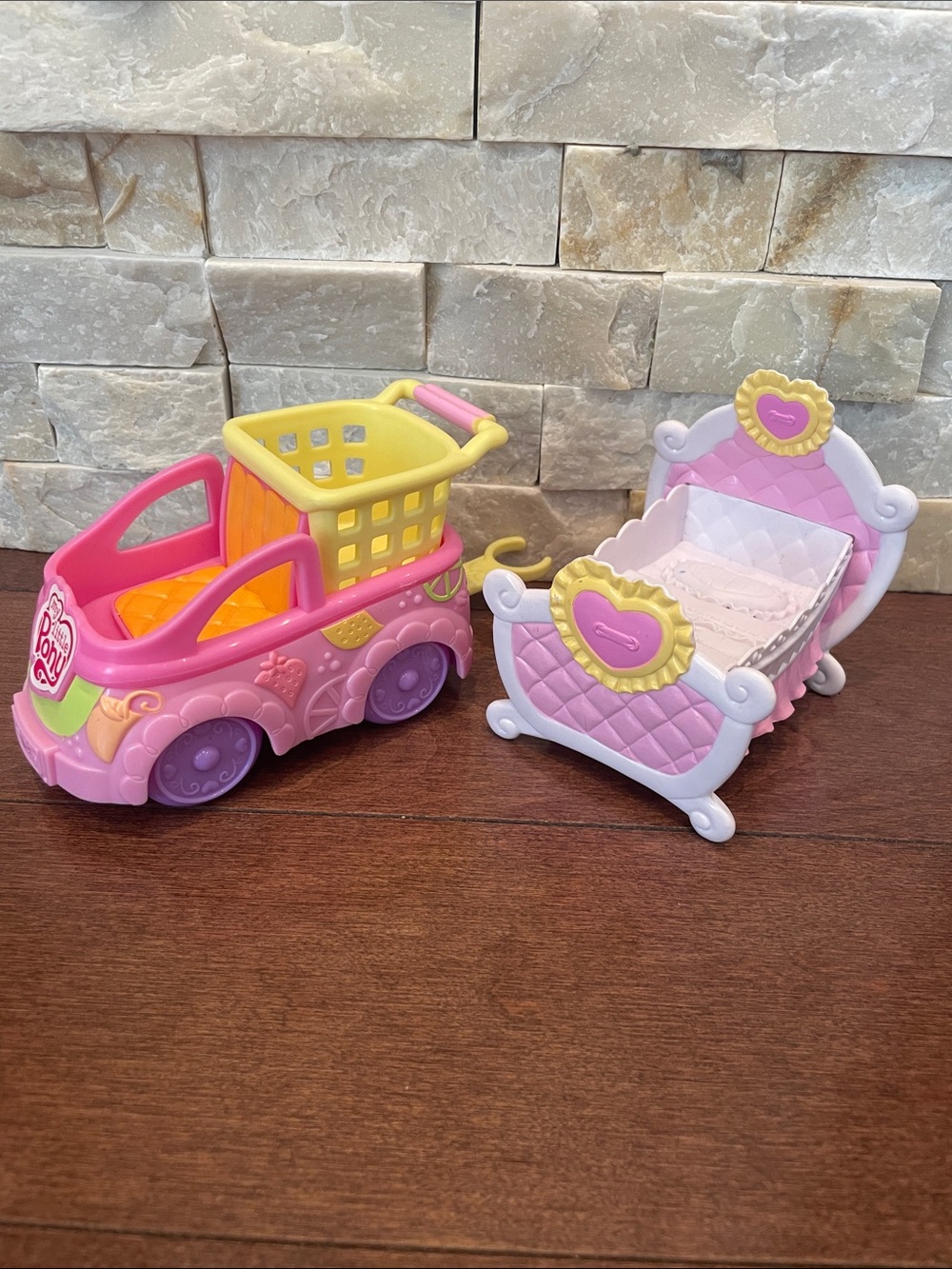My Little Pony Shopping Cart and Bed